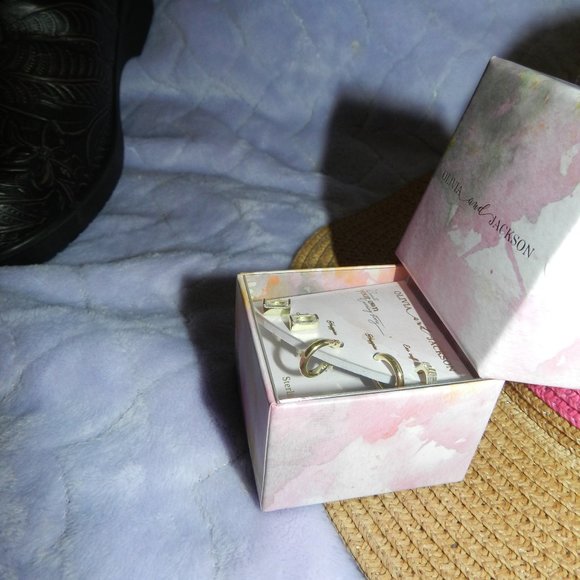 OLIVIA & JACKSON Create Your Own Earring Story 5 Pc Earring Set NEW - Picture 8 of 10